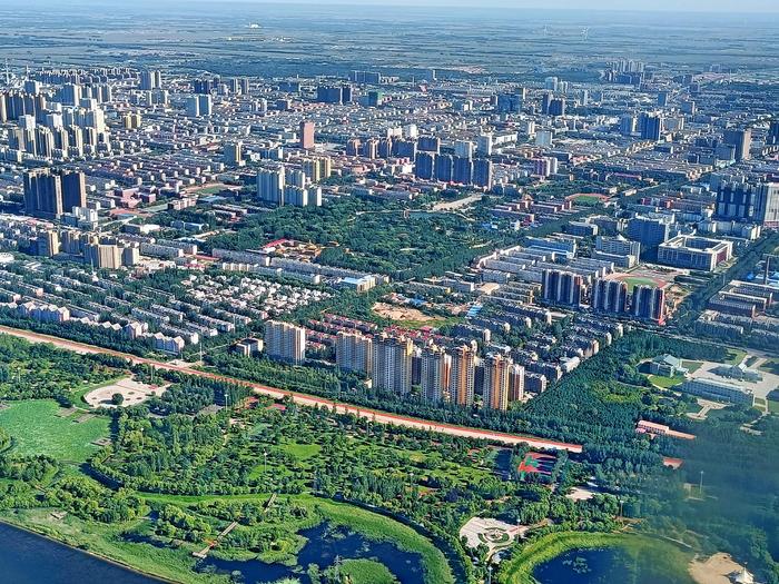 飞机上俯瞰通辽市城市,原创拍摄